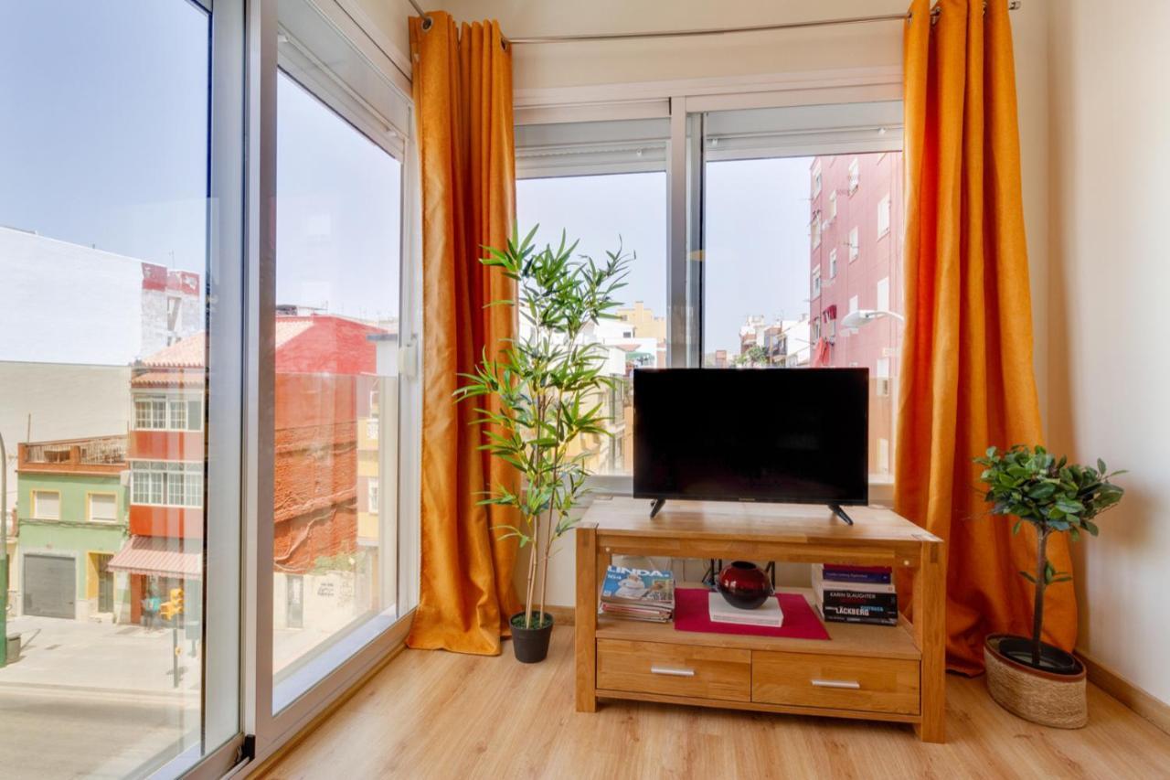 Barcelo 30, Terrace, Center, Garage On Request, Quite Neighborhood, Ba *